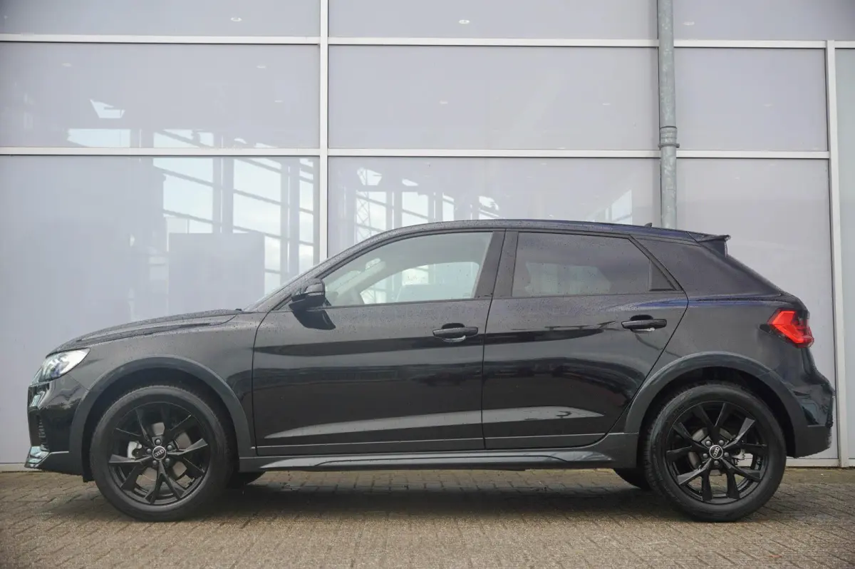 30 TFSI 116pk S-tronic Advanced Edition | Keyless | Smartphone Interface | PDC V/A | Stoelverwarming | Optiek Zwart Plus