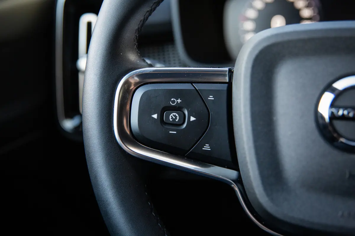 1.5 T4 R-Design , Pilot Assist, Stuurverwarming, Camera