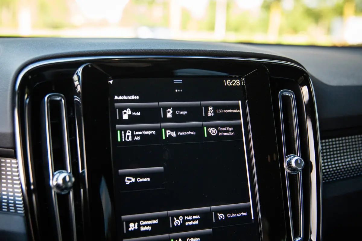 1.5 T4 R-Design , Pilot Assist, Stuurverwarming, Camera