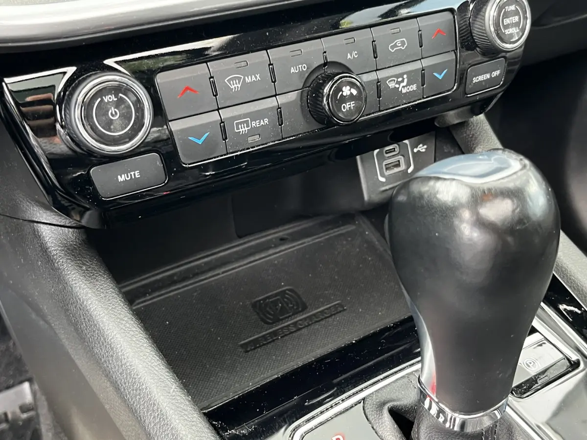 1.3T Limited 150pk/110Kw DDCT Automaat | Panodak | Adapt. Cruise | Carplay/Android Auto | Keyless |