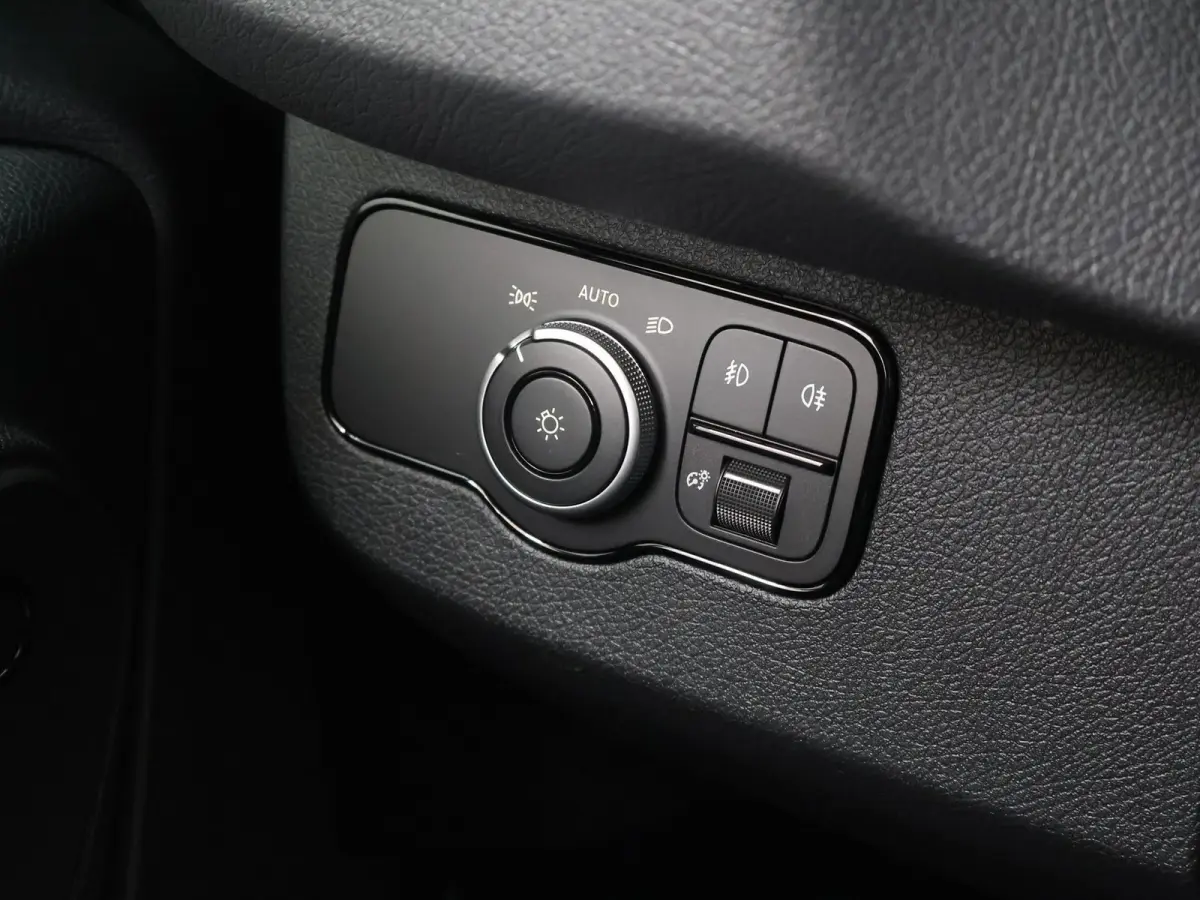 319 L2H2 RWD SELECT | LED | BPM VRIJ | DISTRONIC | WINTERPAKKET | LEER