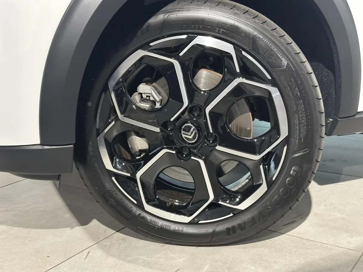 Max 113pk Comfort Range 44 kWh | DIRECT LEVERBAAR | Cruise Contol | Apple Carplay - Android Auto | Parkeer camera achter