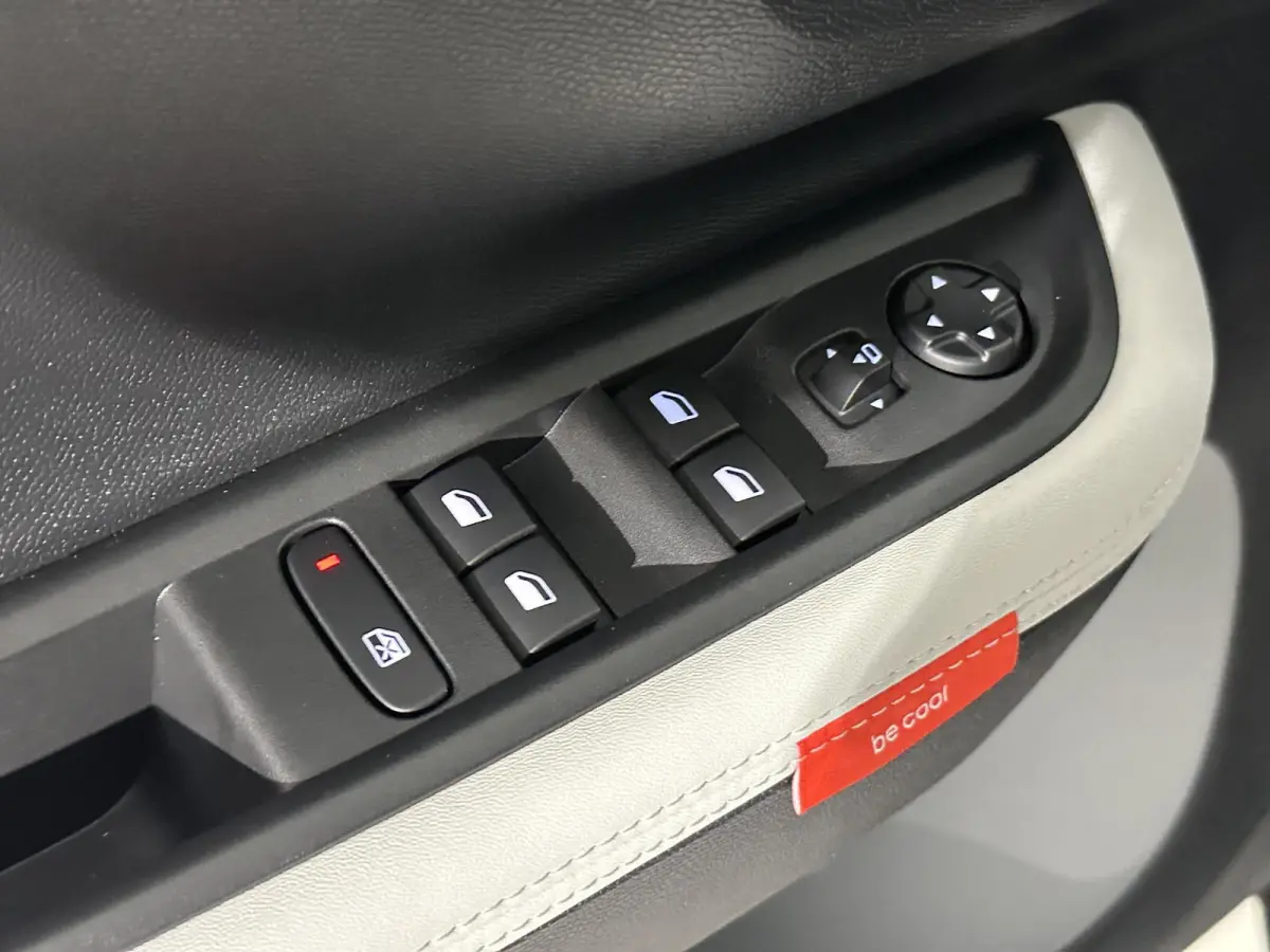 Max 113pk Comfort Range 44 kWh | DIRECT LEVERBAAR | Cruise Contol | Apple Carplay - Android Auto | Parkeer camera achter