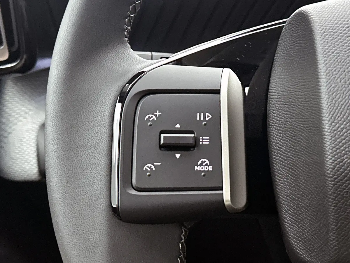 1.2 Hybrid 145pk Max 7p. Automaat | Navigatie | Camera | Climate Control | Dakrails | Cruise Control | 17"LMV | LED | Dodehoekdetectie | Apple Carplay/Android Auto |