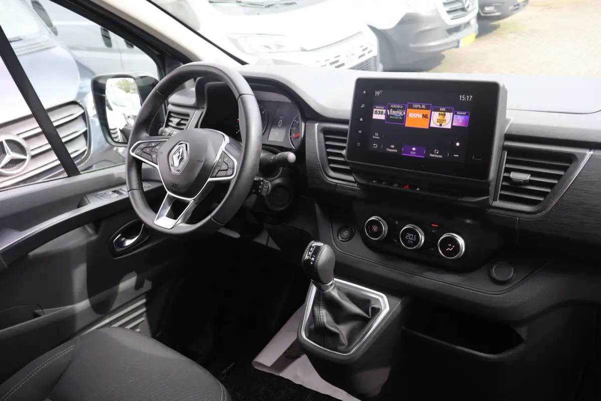 2.0 dCi 170pk L2 H1 Automaat Black Edition