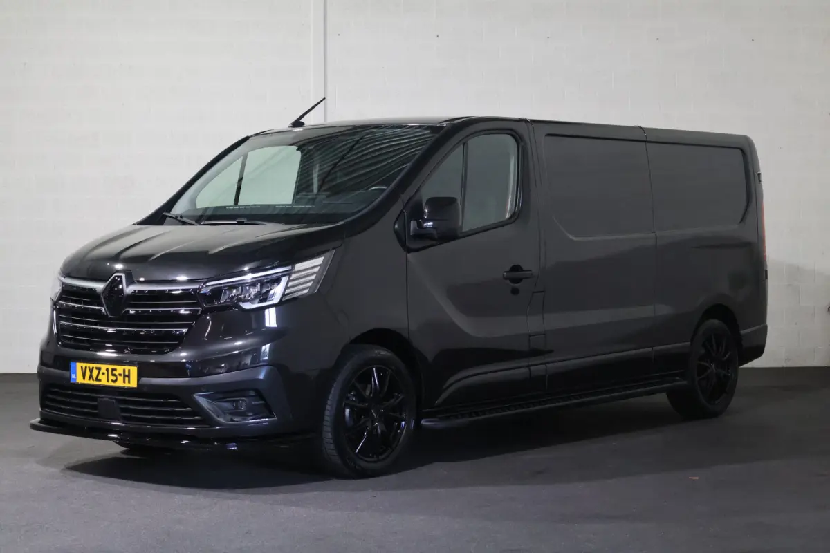 2.0 dCi 170pk L2 H1 Automaat Black Edition