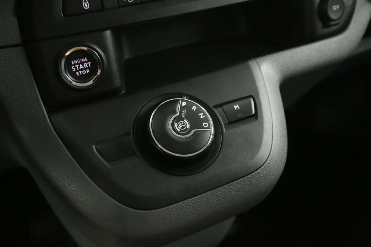 2.0 177PK GR-Edition L2H1 | Marge | Automaat | Clima | Cruise | HUD | Carplay | Camera | Trekhaak | 2xSchuifdeur Elektrisch