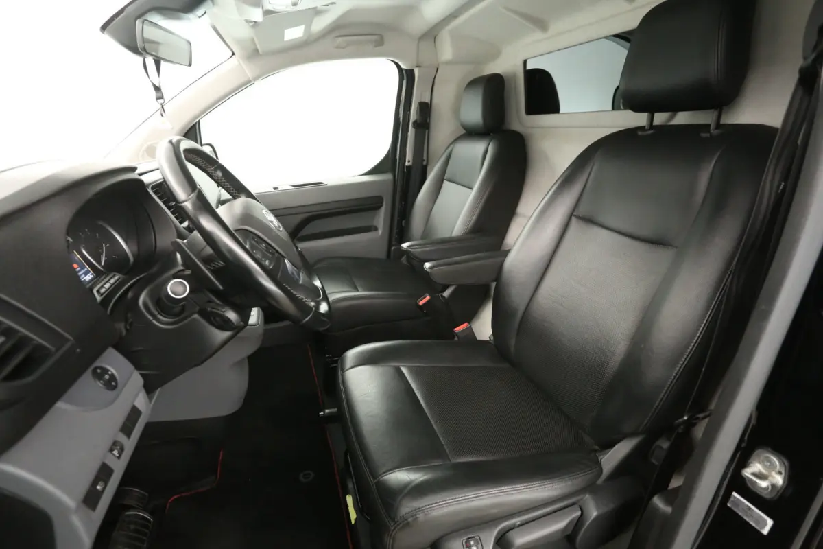 2.0 177PK GR-Edition L2H1 | Marge | Automaat | Clima | Cruise | HUD | Carplay | Camera | Trekhaak | 2xSchuifdeur Elektrisch