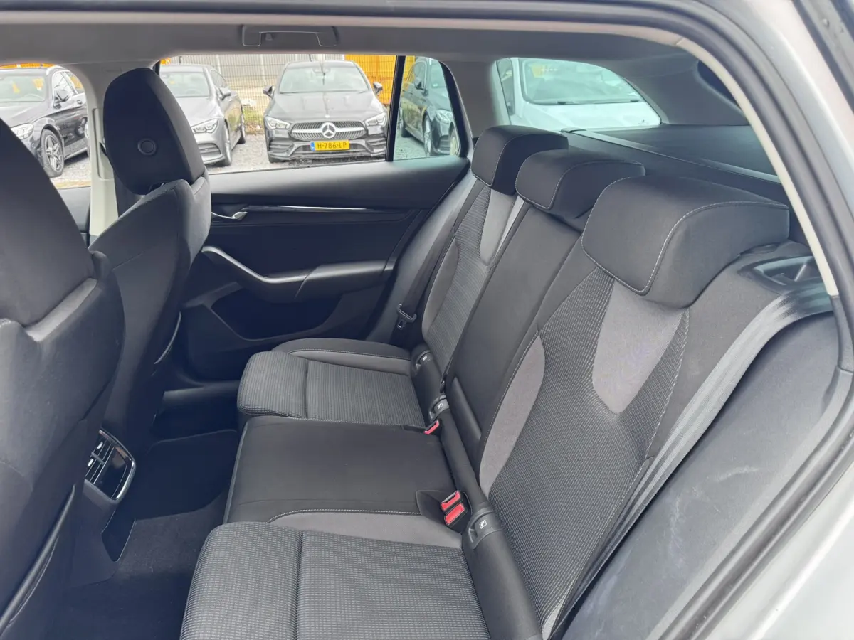 1.0 TSI Business Edition, Full Led, Trekhaak,