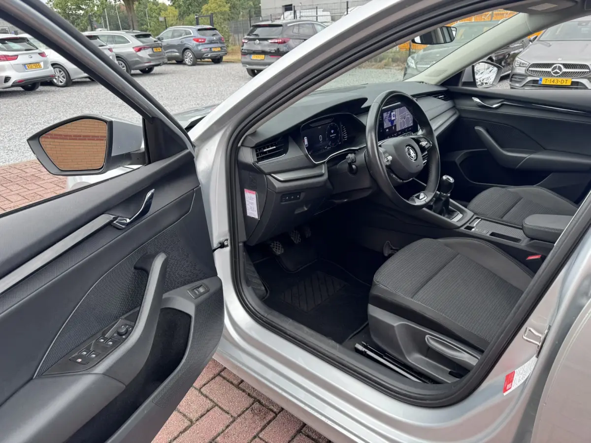 1.0 TSI Business Edition, Full Led, Trekhaak,