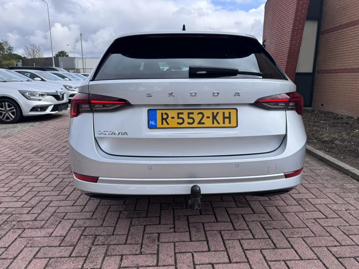 1.0 TSI Business Edition, Full Led, Trekhaak,
