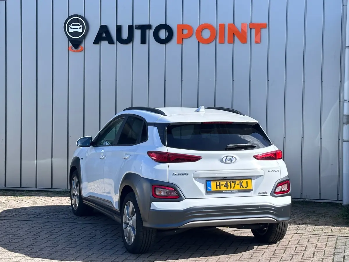 EV Premium 64 kWh SOH 100 % WARMTEPOMP HEAD-UP