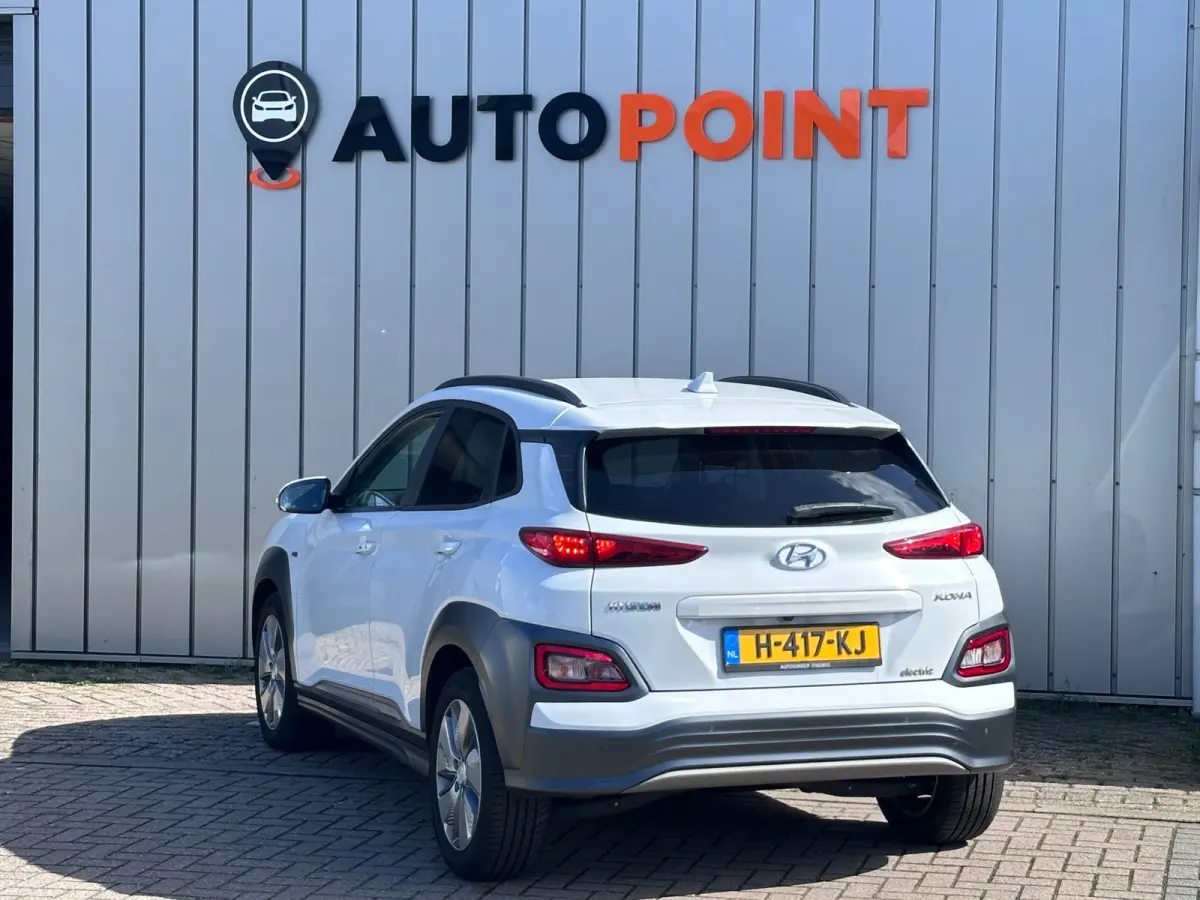 EV Premium 64 kWh SOH 100 % WARMTEPOMP HEAD-UP