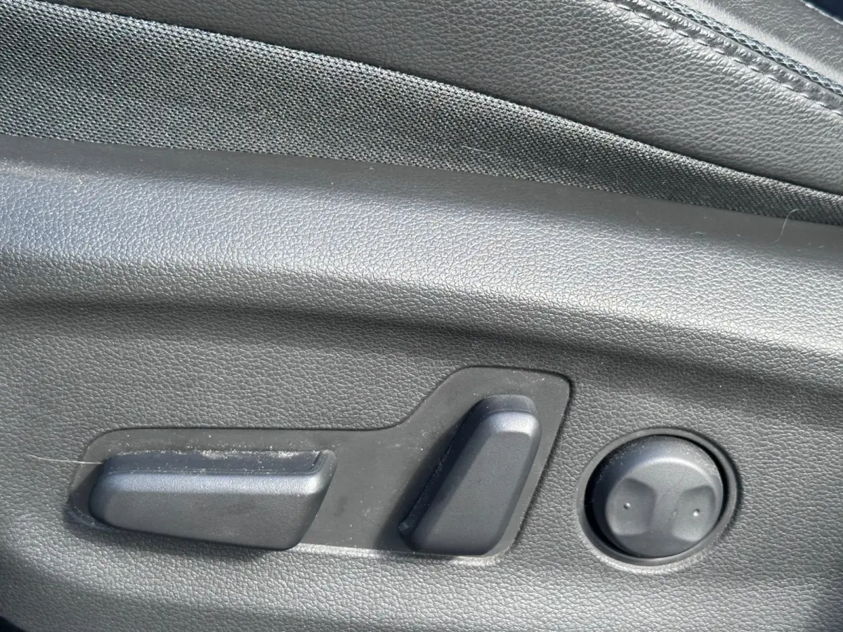 EV Premium 64 kWh SOH 100 % WARMTEPOMP HEAD-UP