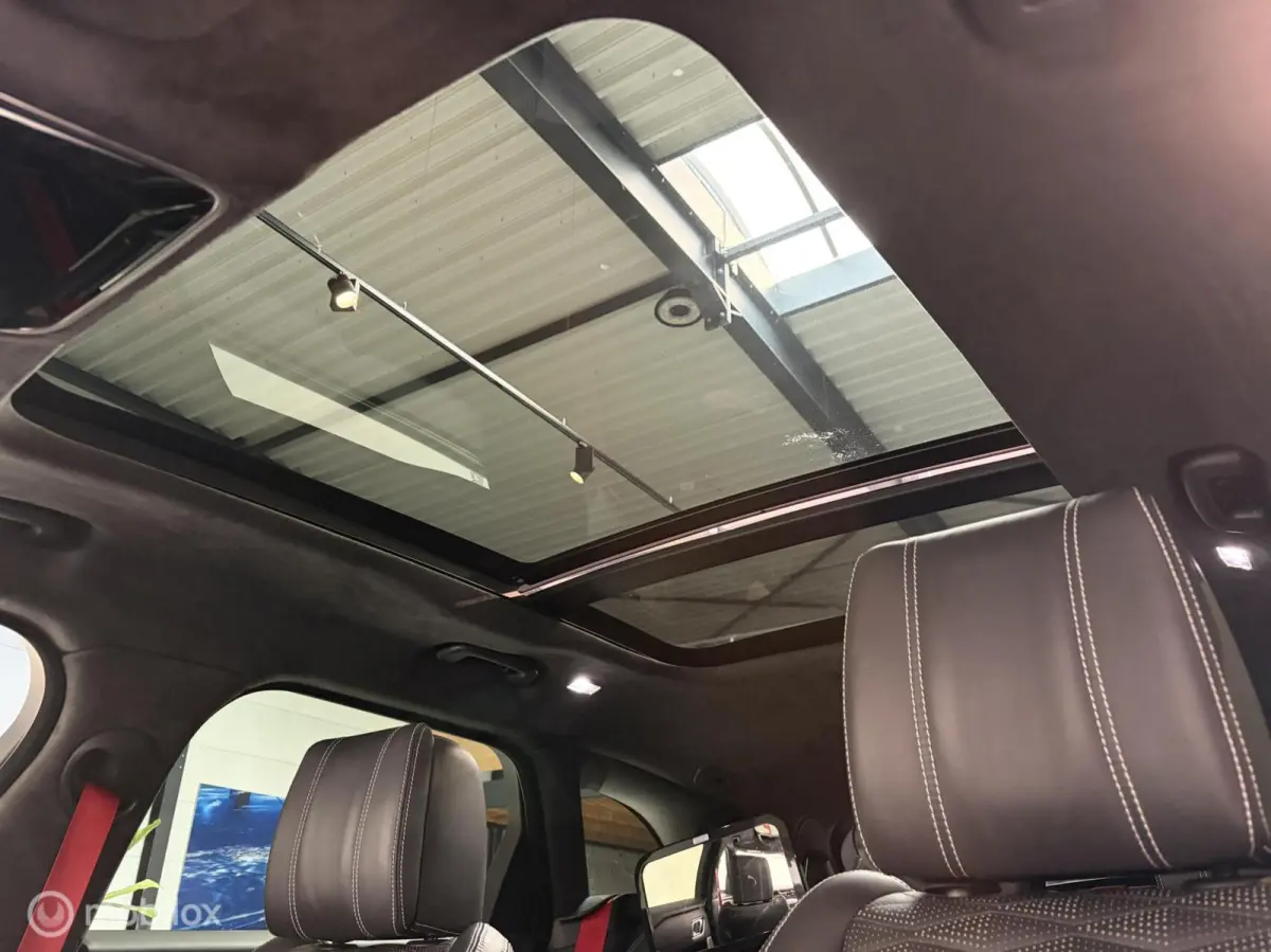 5.0 V8 SVAutobiography Dynamic