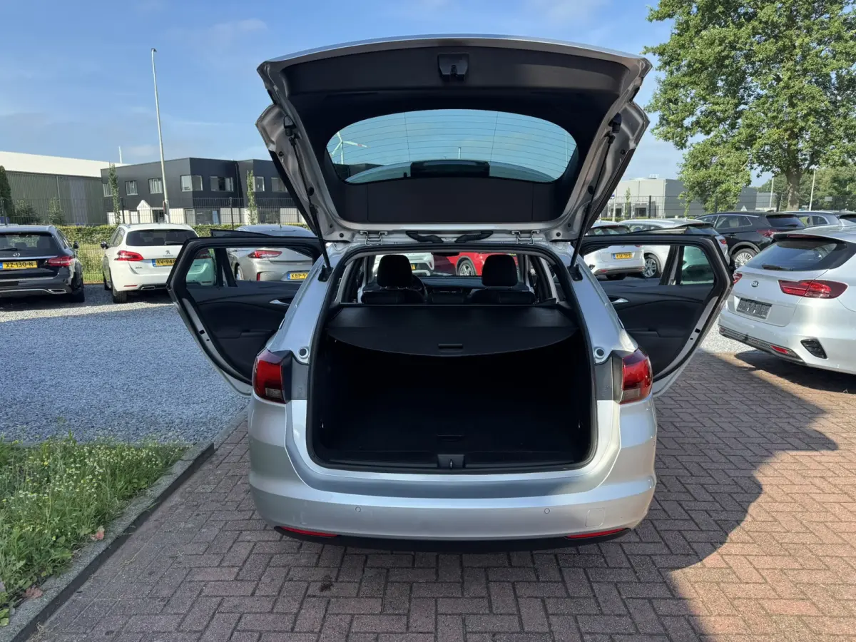 1.6 CDTI 120 Jaar Edition, Automaat, Euro 6, Apple Carplay,