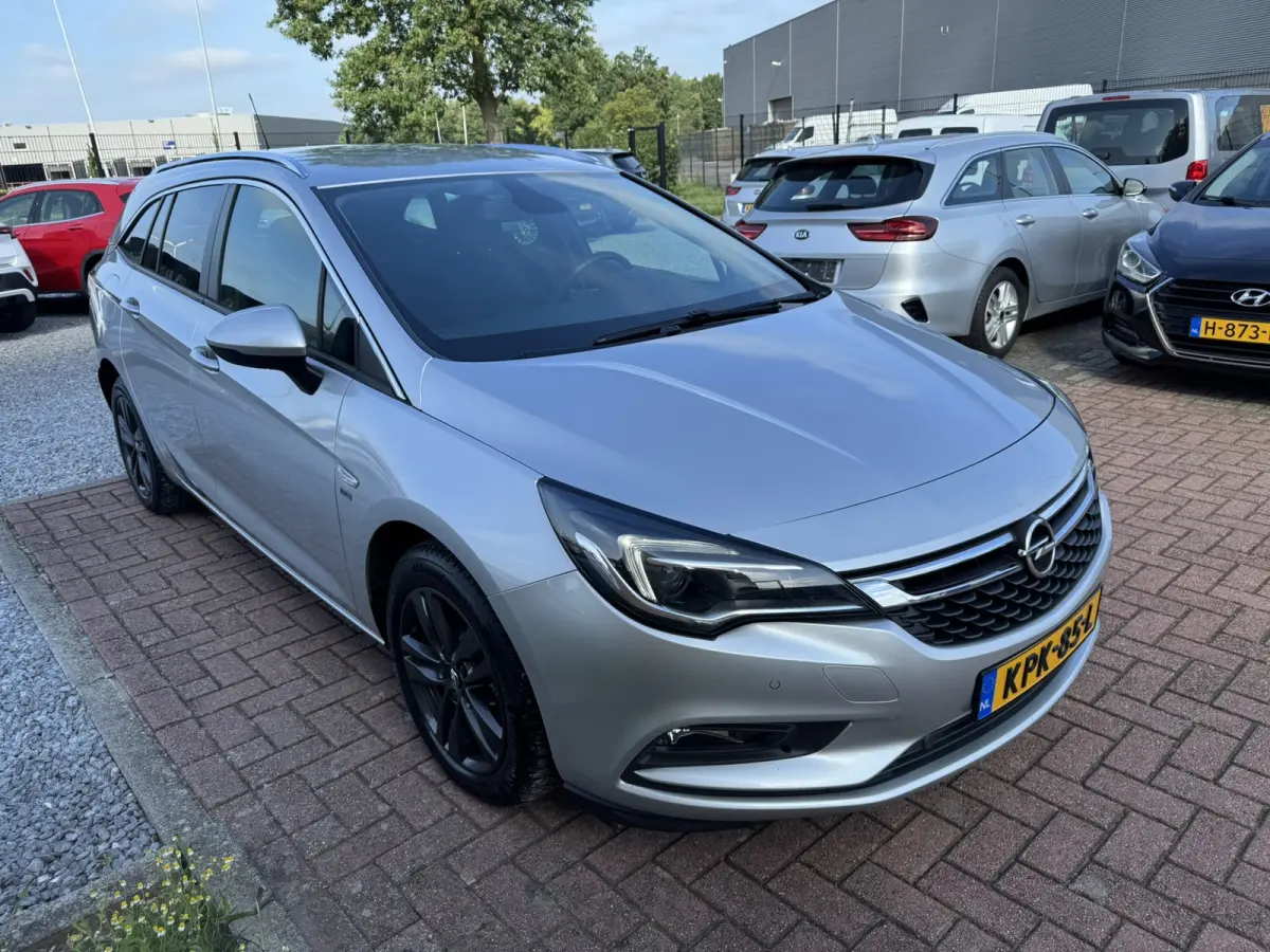 1.6 CDTI 120 Jaar Edition, Automaat, Euro 6, Apple Carplay,