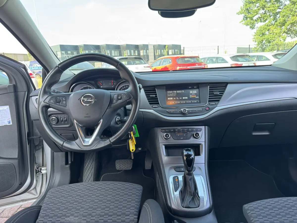 1.6 CDTI 120 Jaar Edition, Automaat, Euro 6, Apple Carplay,