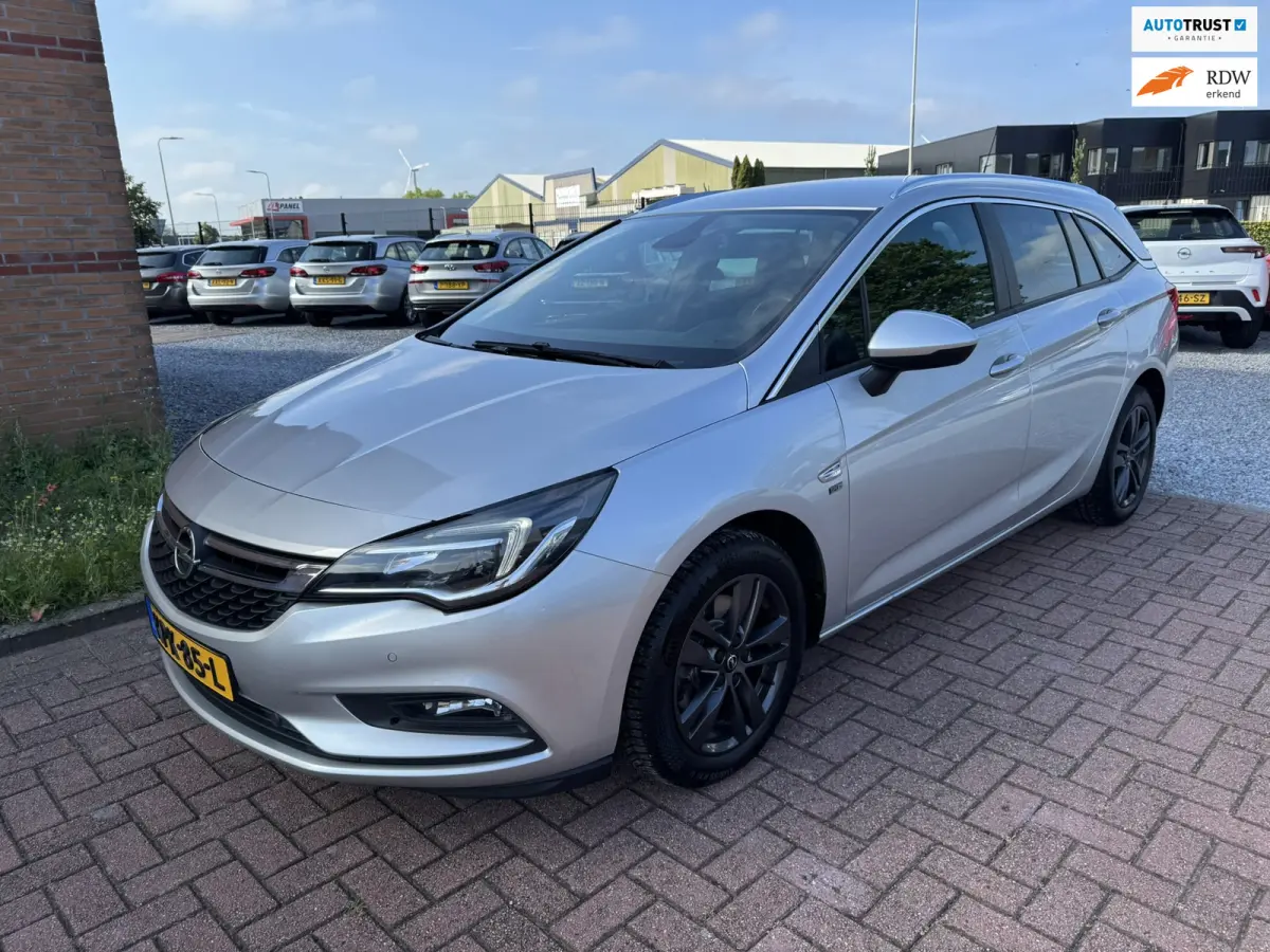 1.6 CDTI 120 Jaar Edition, Automaat, Euro 6, Apple Carplay,