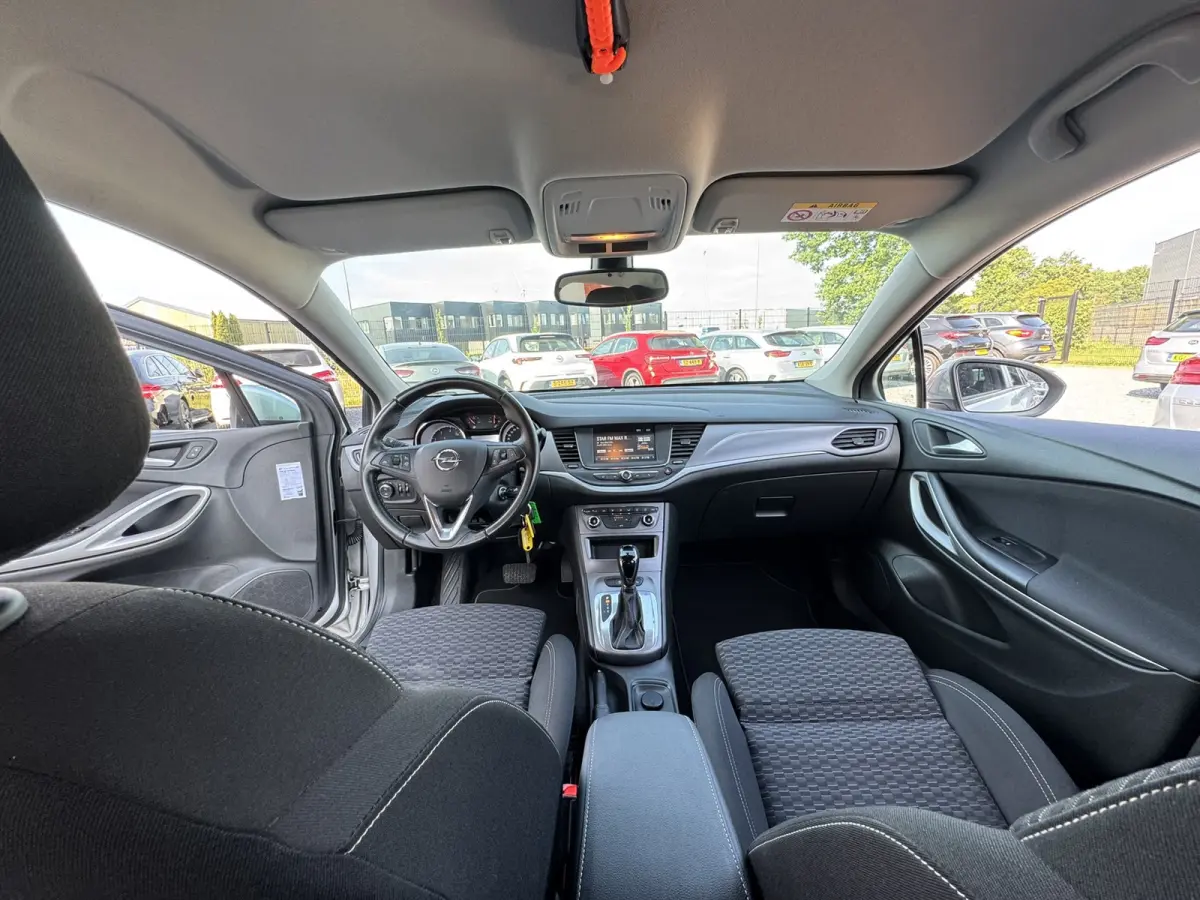 1.6 CDTI 120 Jaar Edition, Automaat, Euro 6, Apple Carplay,