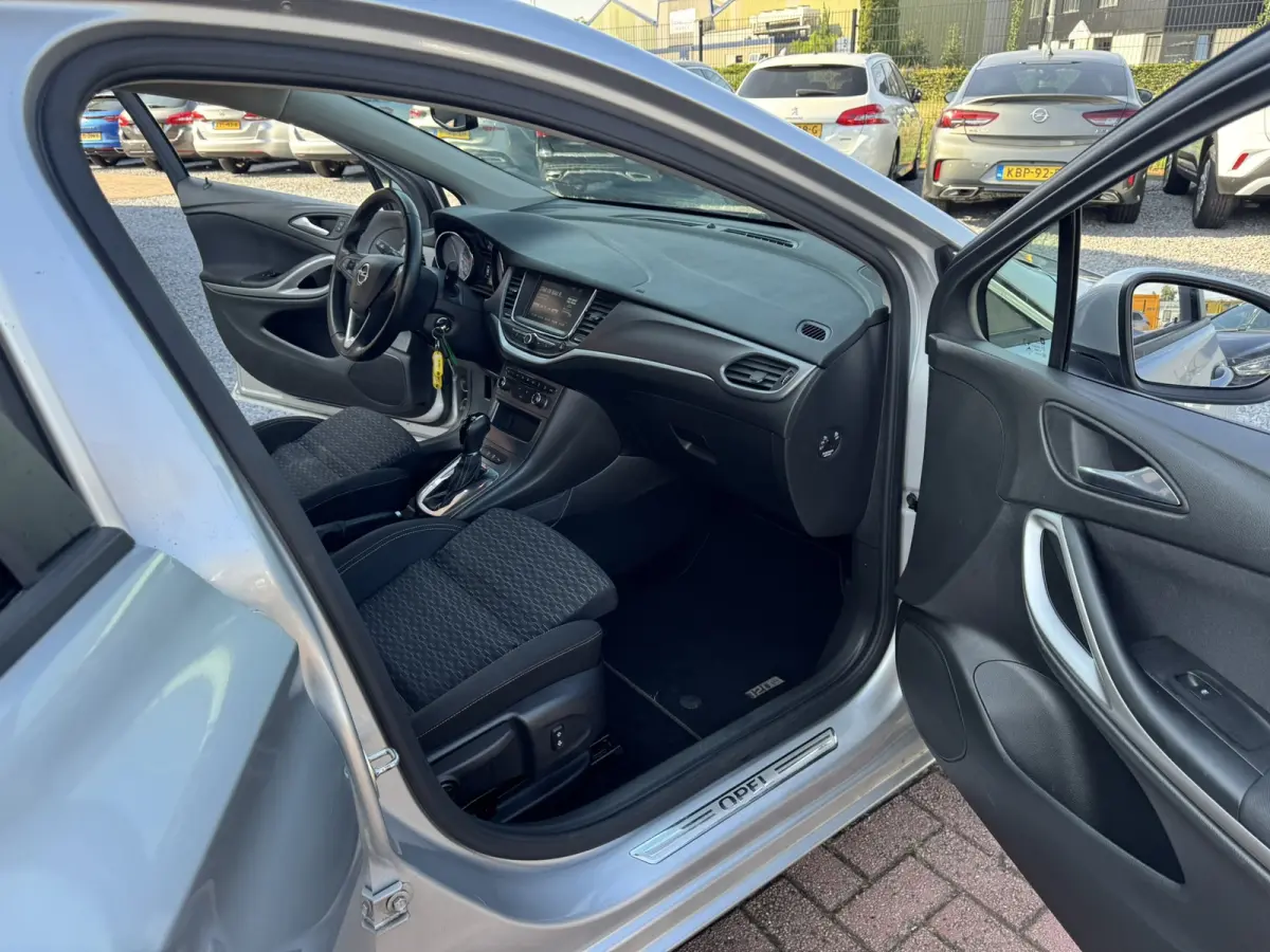1.6 CDTI 120 Jaar Edition, Automaat, Euro 6, Apple Carplay,