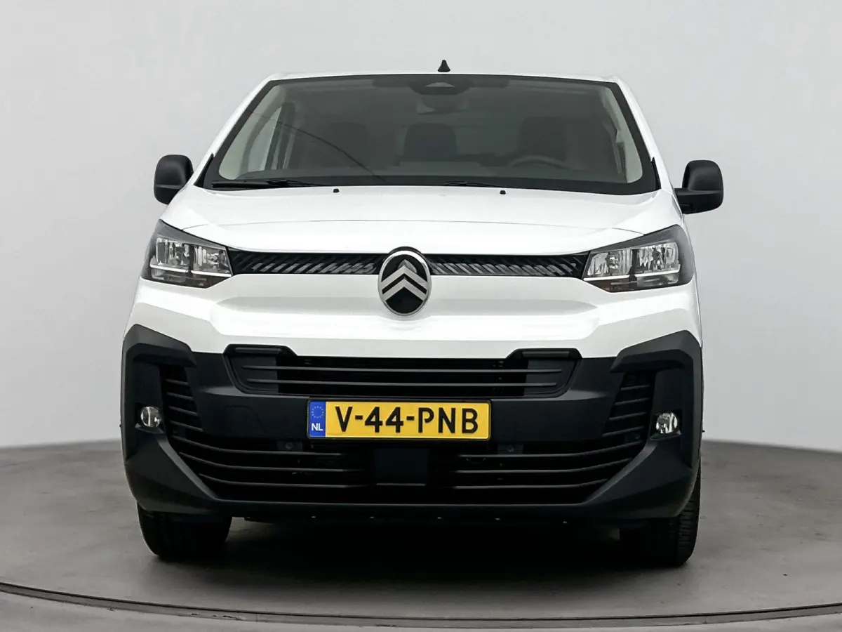 L2 136 75 kWh | Demo deal! | Dodehoekdetectie | Navigatie | Camera | Laadruimte betimmering |
