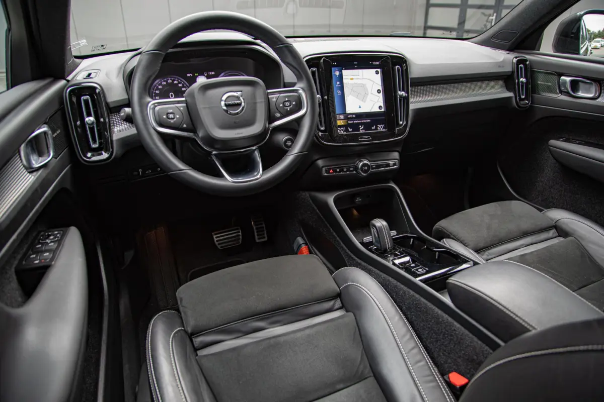 1.5 T5 R-Design MY2022|Leder/alcantara|H/K audio|Standkachel