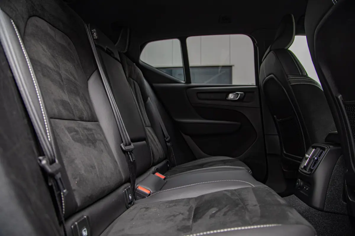 1.5 T5 R-Design MY2022|Leder/alcantara|H/K audio|Standkachel