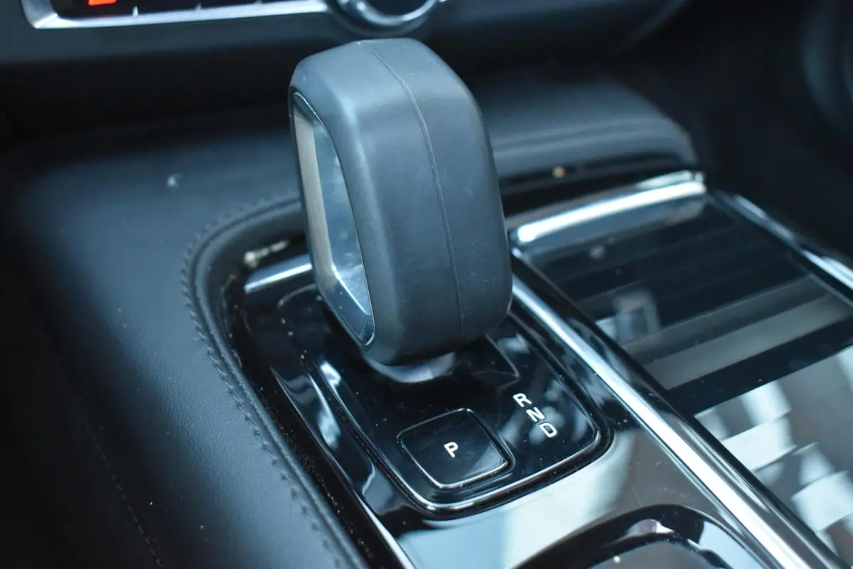 2.0 T6 Plug-in hybrid AWD Ultimate Bright