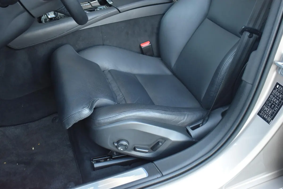 2.0 T6 Plug-in hybrid AWD Ultimate Bright