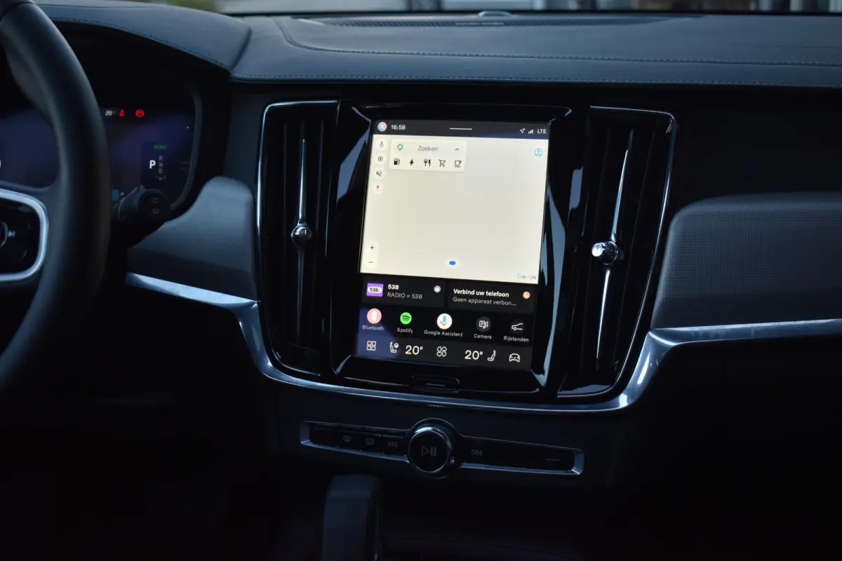 2.0 T6 Plug-in hybrid AWD Ultimate Bright