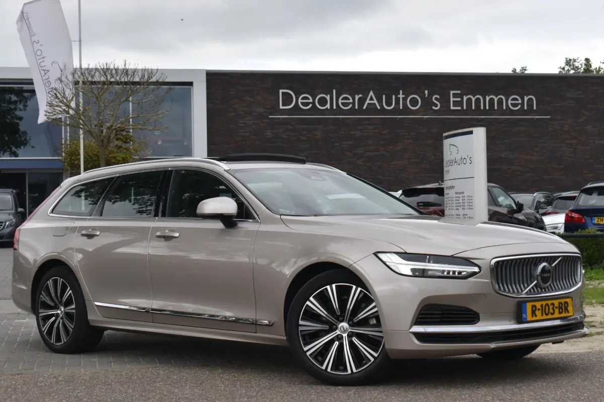 2.0 T6 Plug-in hybrid AWD Ultimate Bright