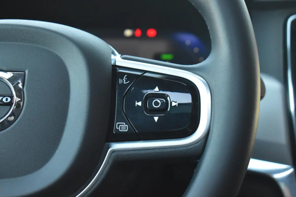 2.0 T6 Plug-in hybrid AWD Ultimate Bright