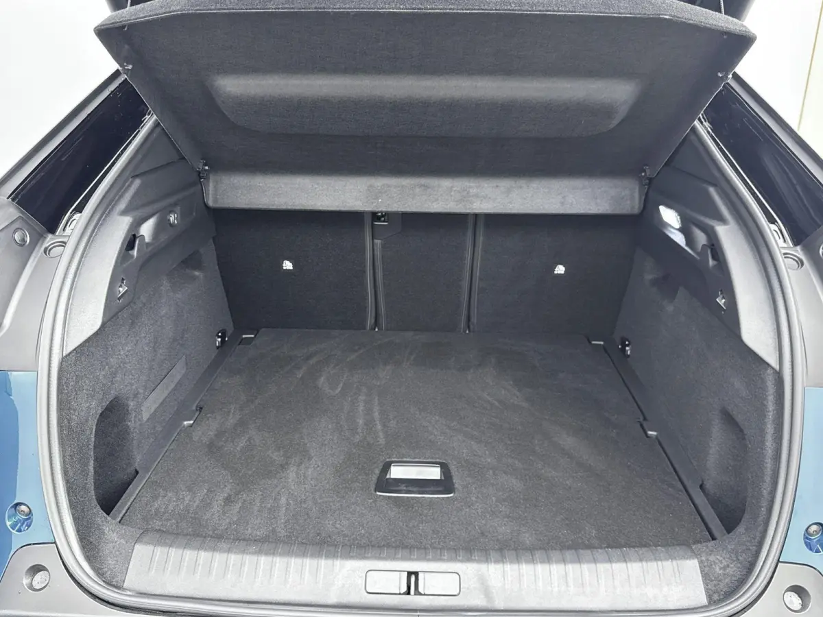 1.2 Hybrid 145 GT Exclusive | Demo deal | Alcantara interieur | Panoramisch dak | Adaptieve cruise control | Navigatie |