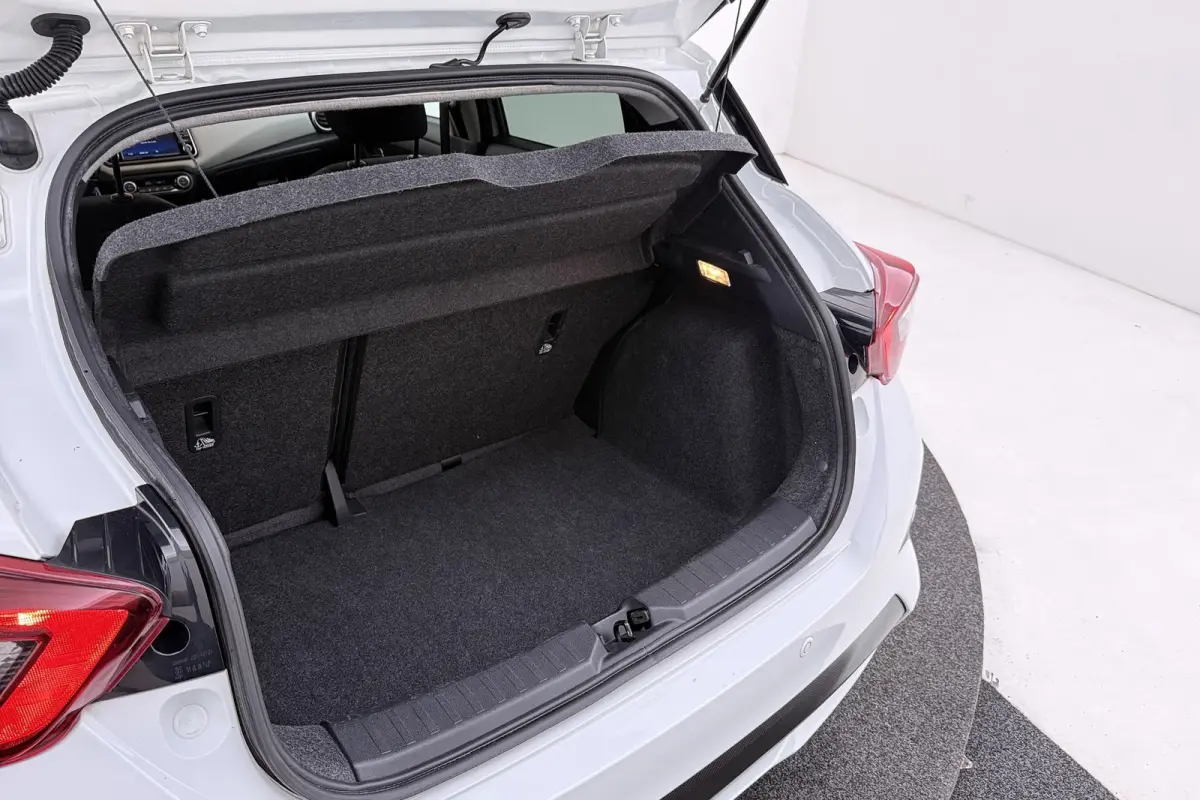 0.9 IG-T Business Edition | Org NL | Camera | Climate Control | Cruise Control |