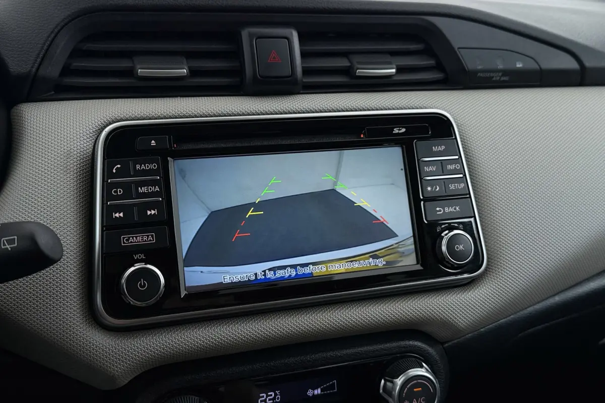 0.9 IG-T Business Edition | Org NL | Camera | Climate Control | Cruise Control |