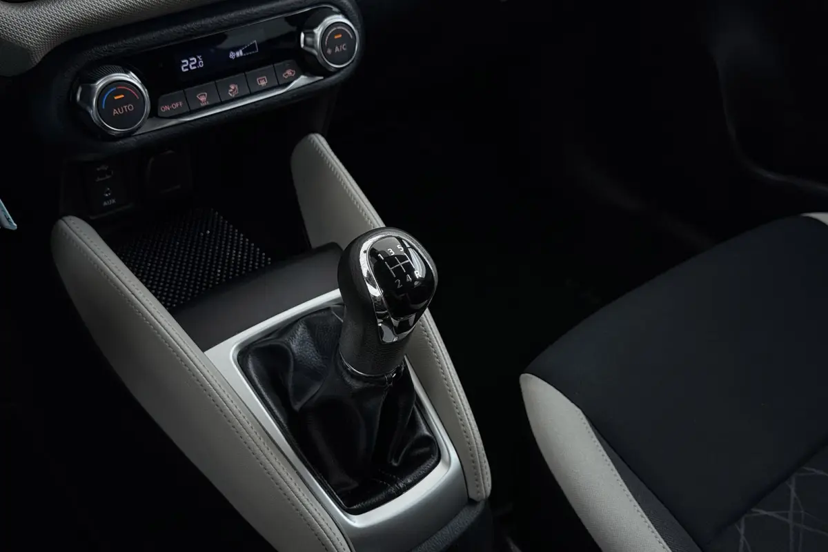 0.9 IG-T Business Edition | Org NL | Camera | Climate Control | Cruise Control |