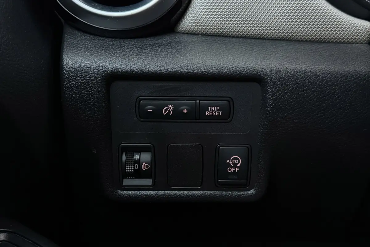 0.9 IG-T Business Edition | Org NL | Camera | Climate Control | Cruise Control |
