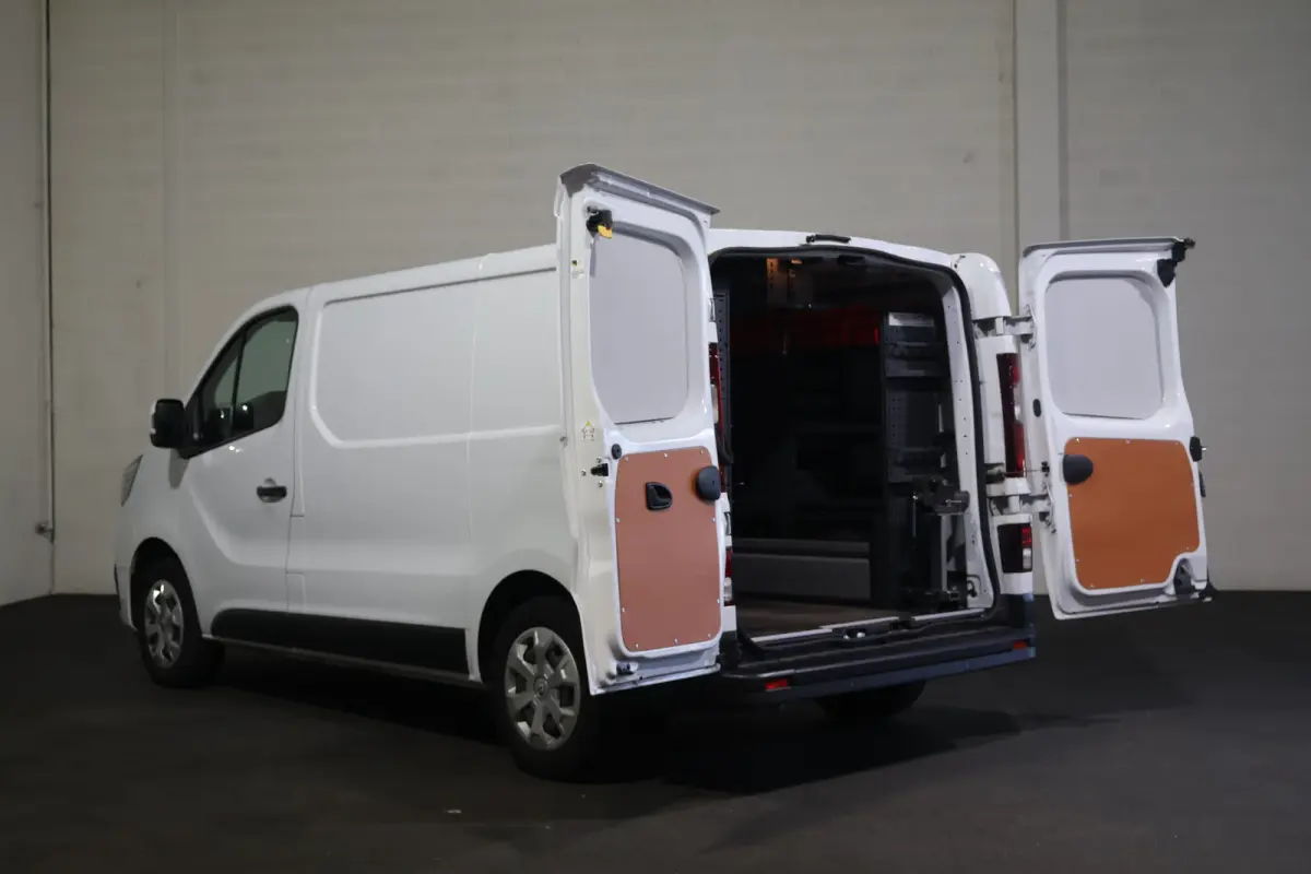 2.0 dCi 110pk L1 H1 Inrichting
