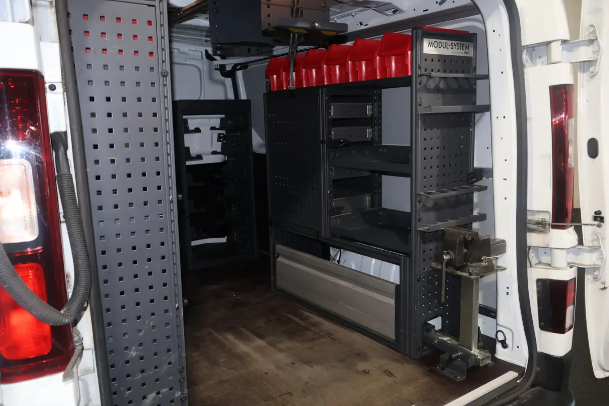 2.0 dCi 110pk L1 H1 Inrichting