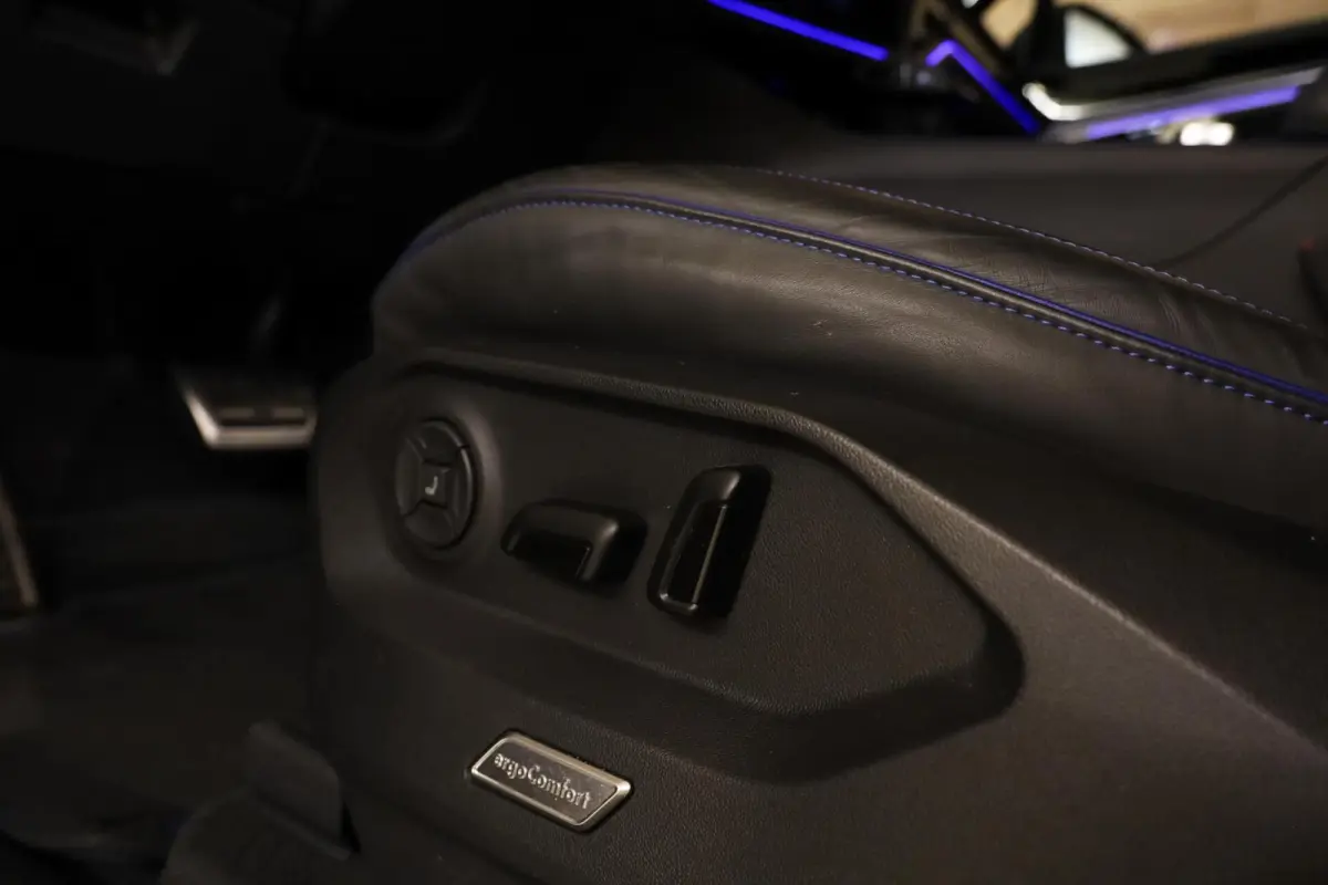 3.0 TSie 4MOTION|R-Line|Pano|Massage|Dyna|