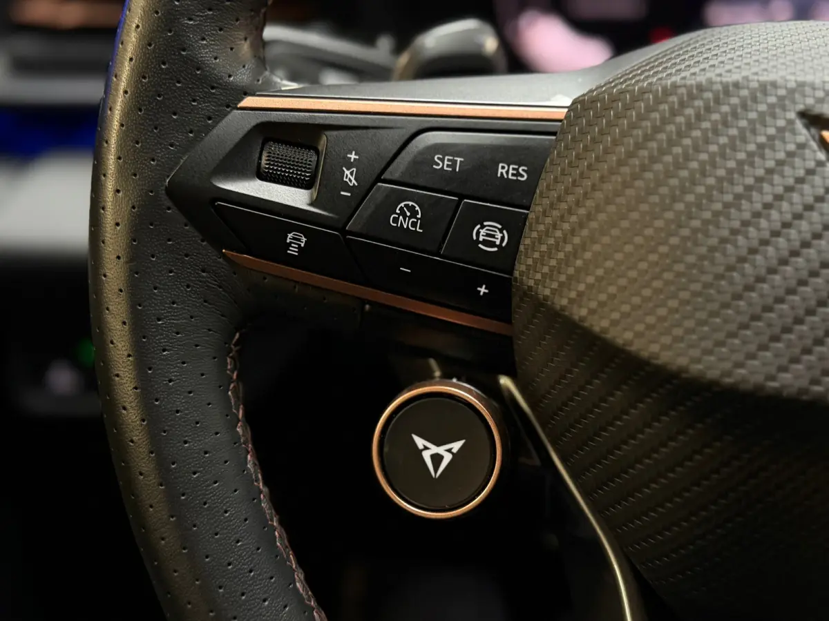 1.5 TSI e Business |HuD|360 CAMERA|MEMORY|KEYLESS|CARPLAY|NIGHT VIEUW|FABRIEKSGARANTIE|DODEHOEK|ACC|LANE ASSIST|