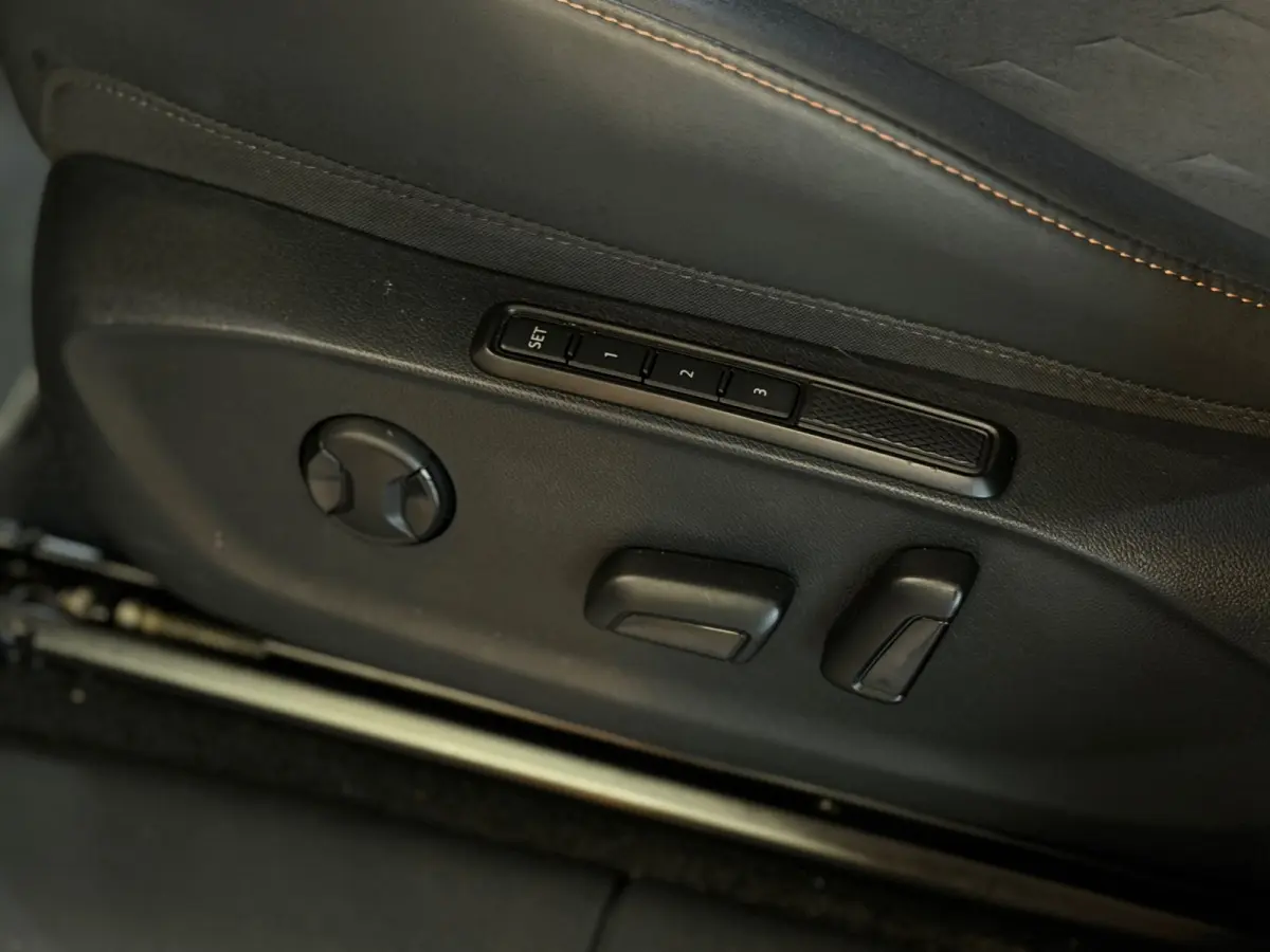 1.5 TSI e Business |HuD|360 CAMERA|MEMORY|KEYLESS|CARPLAY|NIGHT VIEUW|FABRIEKSGARANTIE|DODEHOEK|ACC|LANE ASSIST|