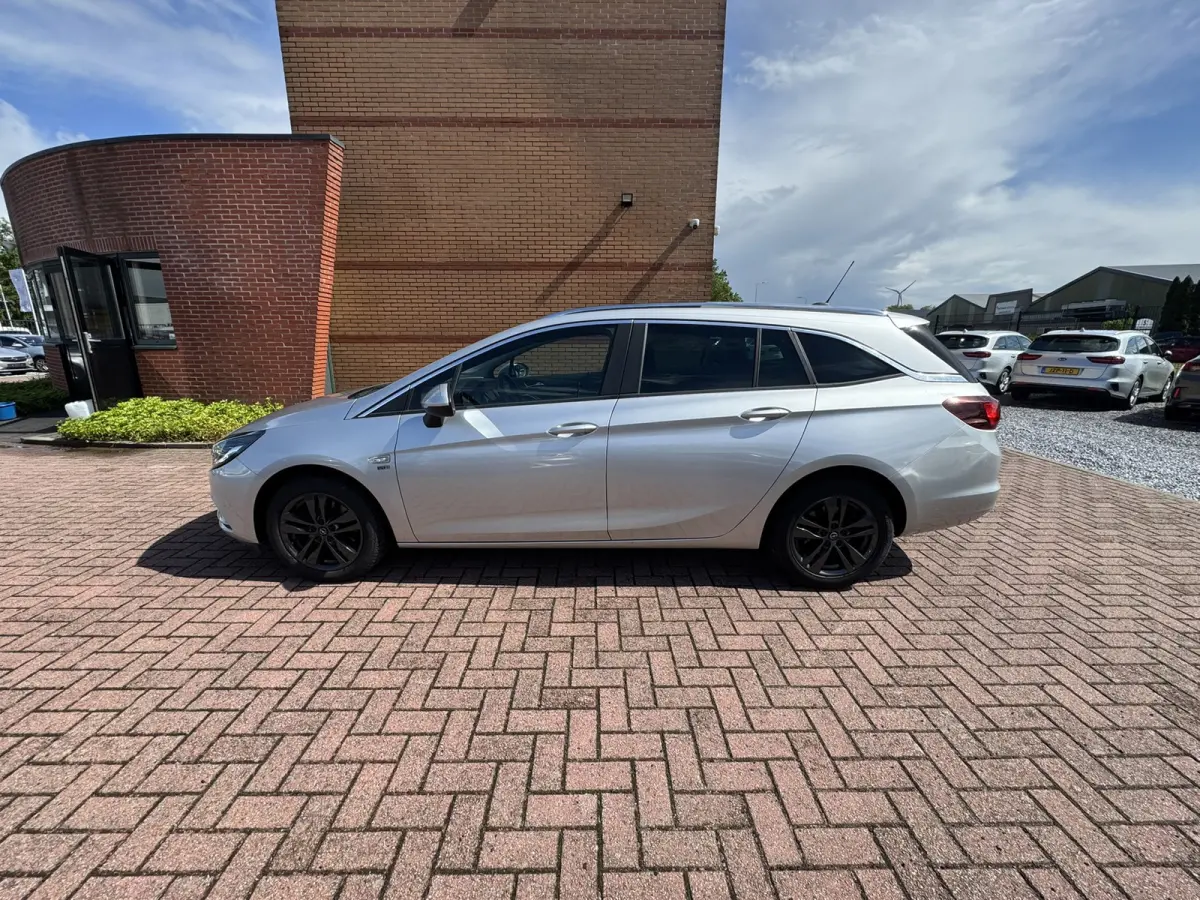 1.6 CDTI Business Executive, Euro 6, Automaat, Apple Carplay, PDC V+A, Sport stoelen,