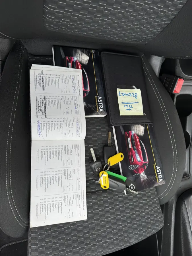 1.6 CDTI Business Executive, Euro 6, Automaat, Apple Carplay, PDC V+A, Sport stoelen,