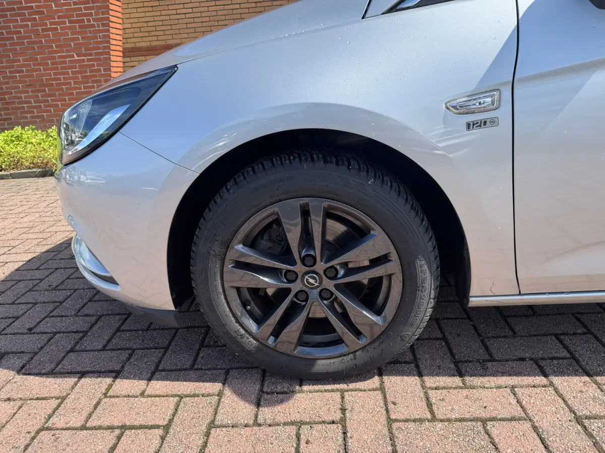 1.6 CDTI Business Executive, Euro 6, Automaat, Apple Carplay, PDC V+A, Sport stoelen,