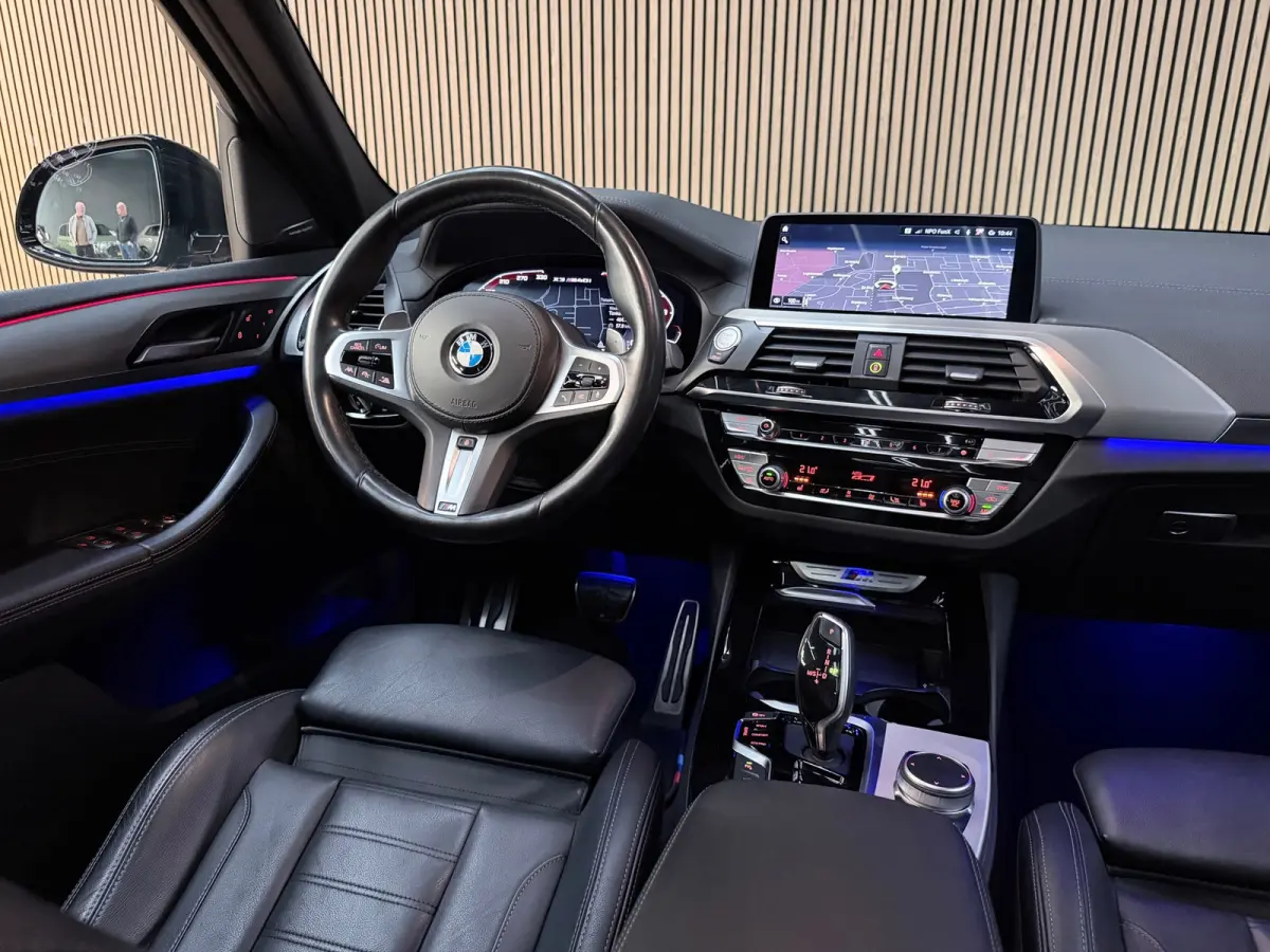M40i xDrive High Executive 361PK |Pano|Keyless|Memory