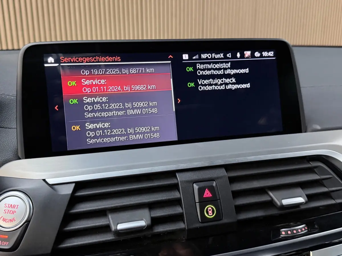 M40i xDrive High Executive 361PK |Pano|Keyless|Memory