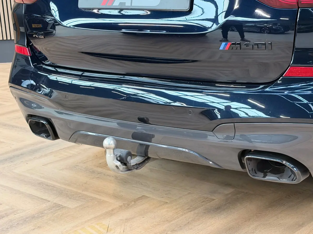 M40i xDrive High Executive 361PK |Pano|Keyless|Memory