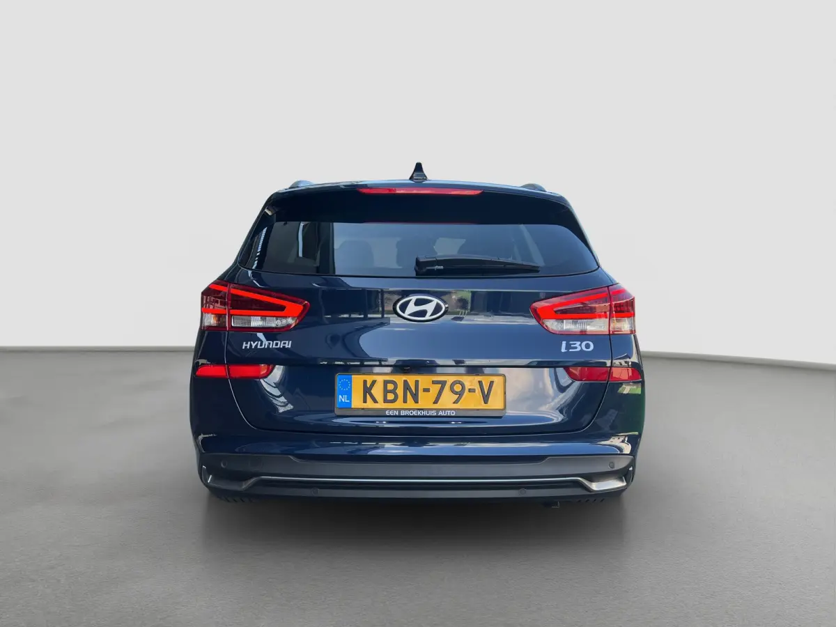 1.6 T-GDi Premium Automaat | Camera | Carplay | Climate controle | Lederen bekleding | Bestuurdersstoel met geheugen | Dodehoek detectie | Draadloos laden | Full LED | Keyless entry | Stoelv
